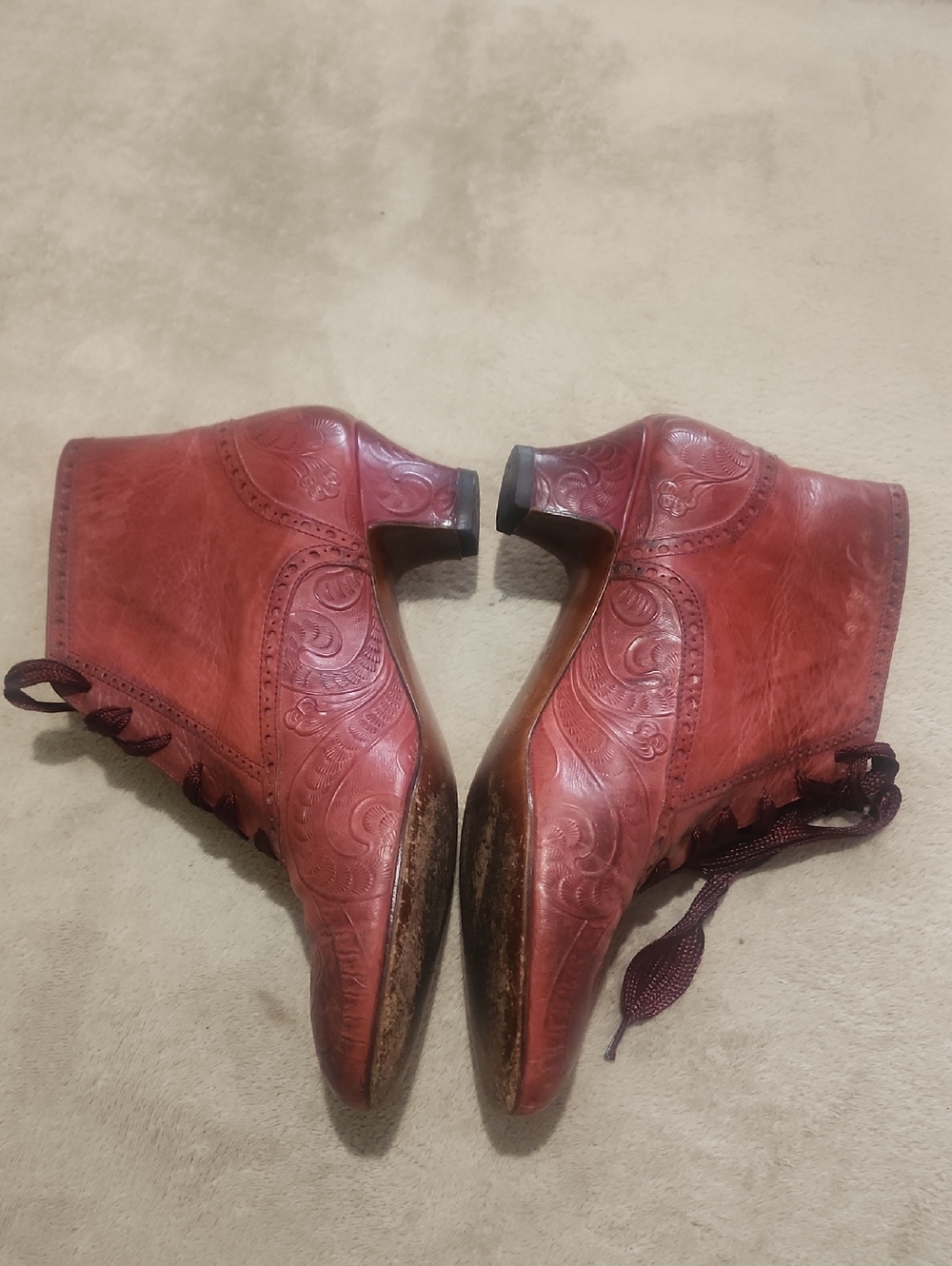 Vintage Perry Ellis Lace-Up Leather Ankle Boots Victorian-inspired design - Picture 8 of 12